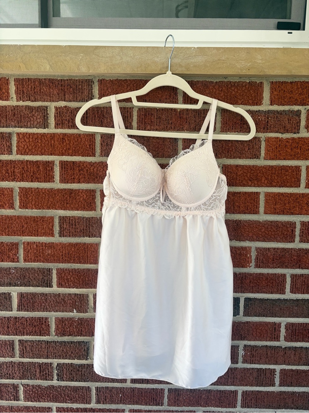 Marilyn Monroe Pale Pink Lace-Trim Chemise
